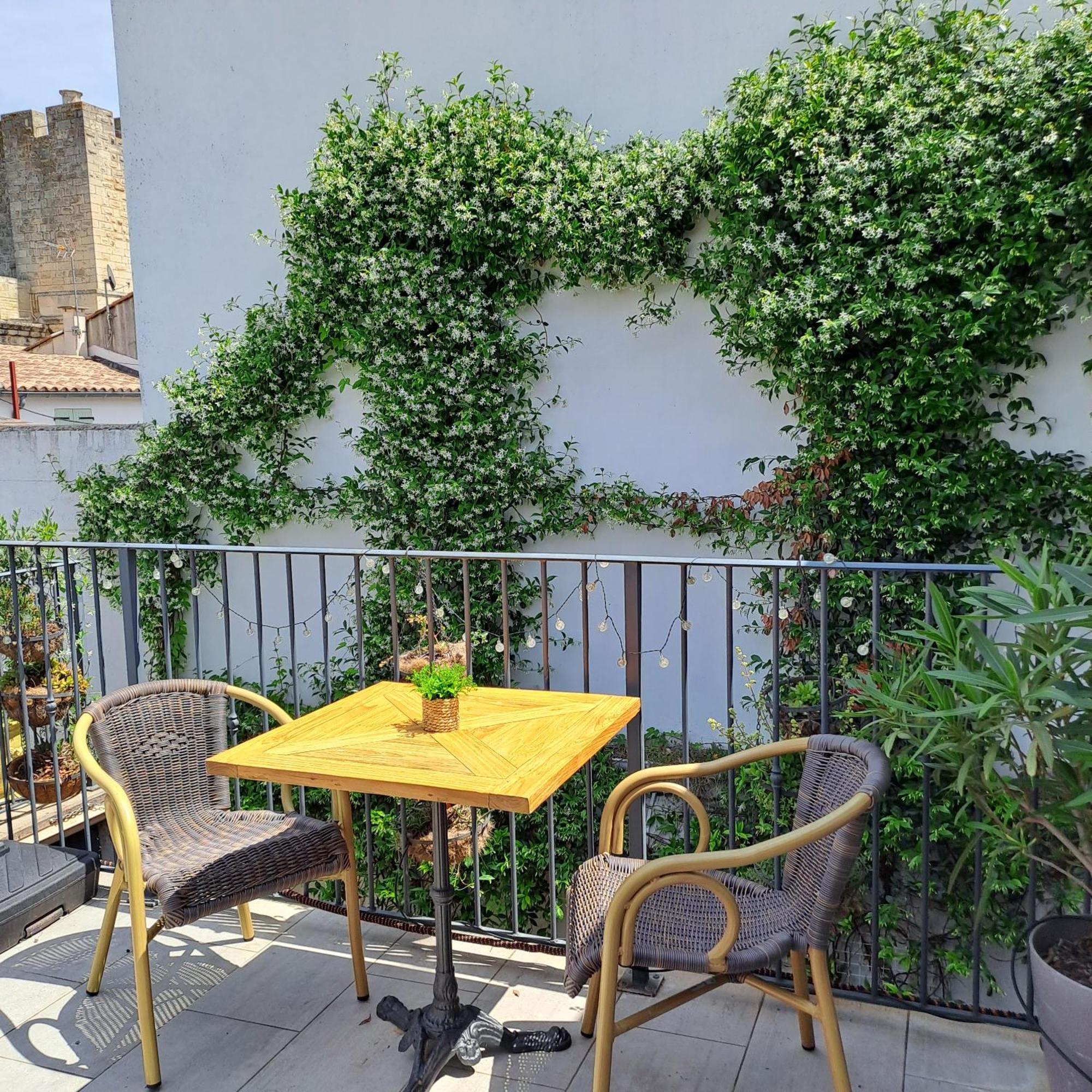 Le Petit Patio Bed & Breakfast Aigues-Mortes Exterior photo